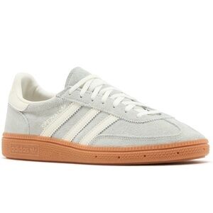 Blue-grey color, never worn. Premium suede.